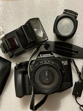 Canon EOS 650 Black Film SLR with 35-70mm Lens and Flash